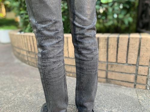 ディオール オムのラスターコーティングデニムパンツ