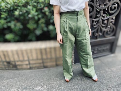 スピック＆スパンのハイバギーパンツ