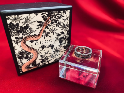 ラグジュアリーブランドのGUCCI