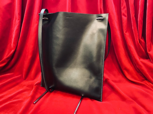 ラグジュアリーブランドのJIL SANDER