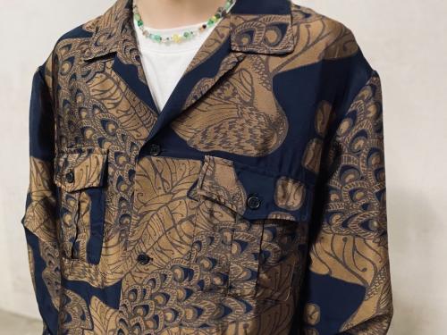 孔雀オープンカラーシャツのシャツ