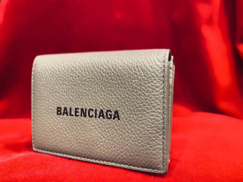 ラグジュアリーブランドのBALENCIAGA