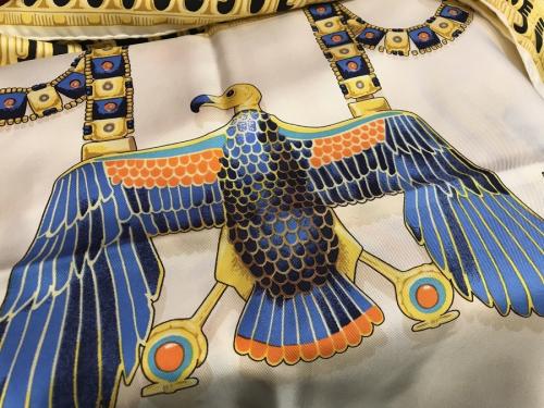 エルメスのカレ90 TUTANKHAMUN ツタンカーメン