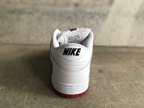 シュプリーム × ナイキのダンクローOG