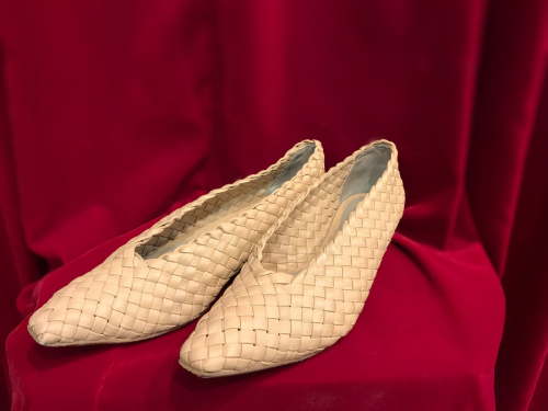 ラグジュアリーブランドのBOTTEGA VENETA