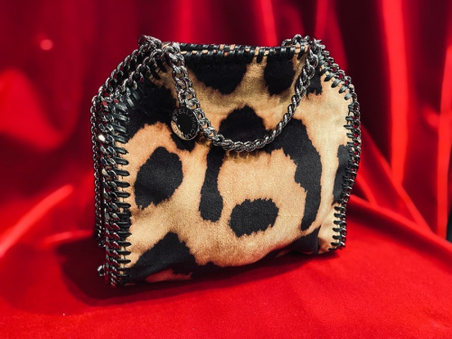 インポートブランドのSTELLA　McCARTNEY