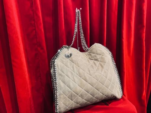 ファベラレオパードチェーンショルダーバッグのチェーンショルダーバッグ