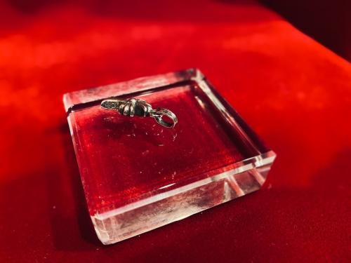 クロムハーツのクロスベビーファットチャーム/ CROSS-BABY FAT