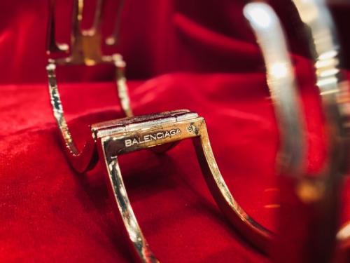 バングルのアクセサリー