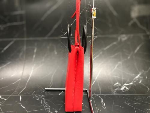 バレンシアガのショッピングフォンフォルダー / SHOPPING PHONE HOLDER