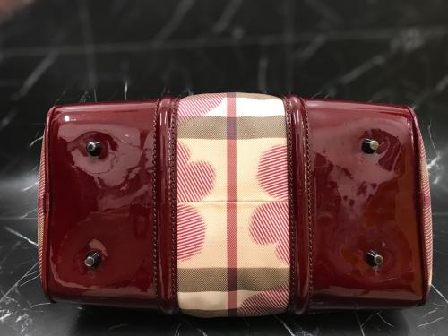 ハートプリントチャーム付ハンドバッグの買取強化中！