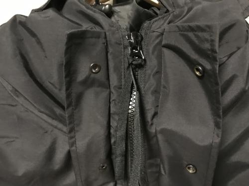 スウェディッシュアーミーのフィールド ジャケット / FIELD JACKET