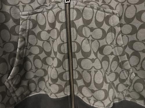 シグネチャープリントジップパーカーの買取強化中！