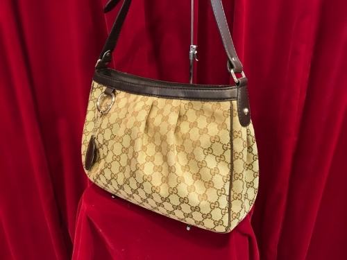 ラグジュアリーブランドのGUCCI