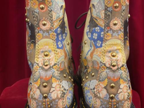 8ホールブーツの浮世絵