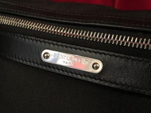 サンローランパリのCITYベルトバッグ