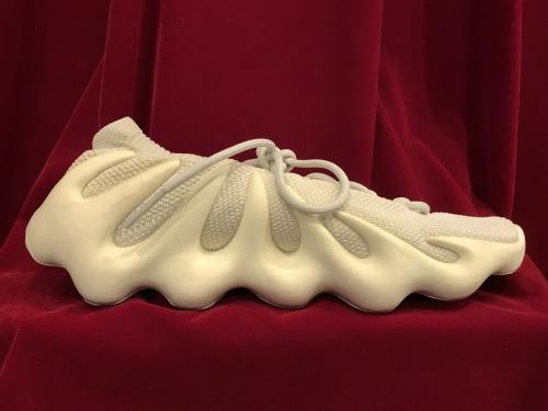 KANYE WESTのYEEZY 450 / イージーブースト450