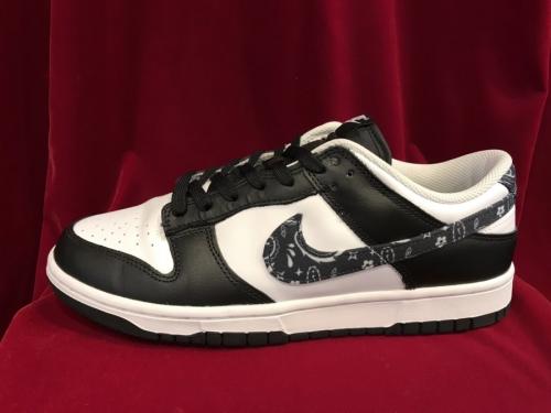 ナイキのスニーカー