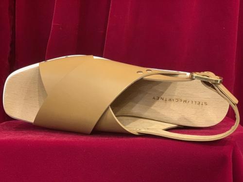 パーシープラットフォームサンダル / A Plastic Sandal Percy Light TanのSIZE 41 型番 800006 W1C40 9731