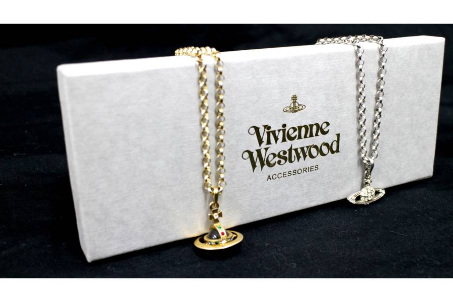 「Vivienne Westwoodのヴィヴィアンウェストウッド 」