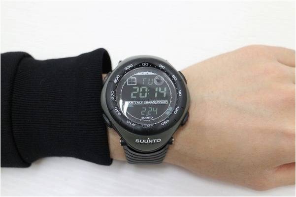 高度な機能とミリタリーテイスト！！！SUUNTO(スント)人気シリーズ ...