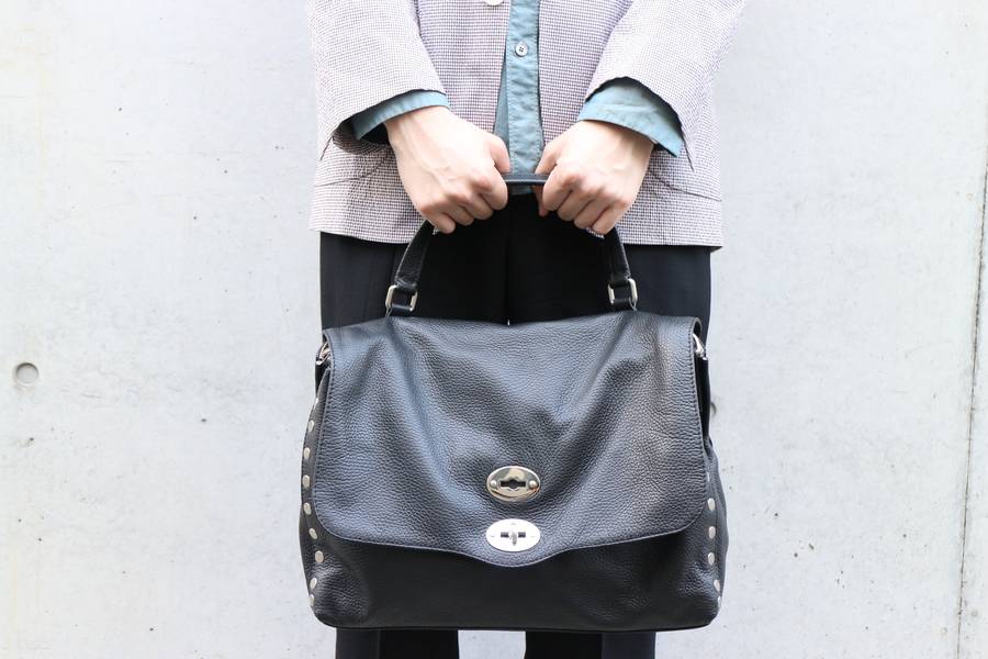 伝統』と『追求』。ZANELLATOポストマンバッグ入荷。【戸越銀座店