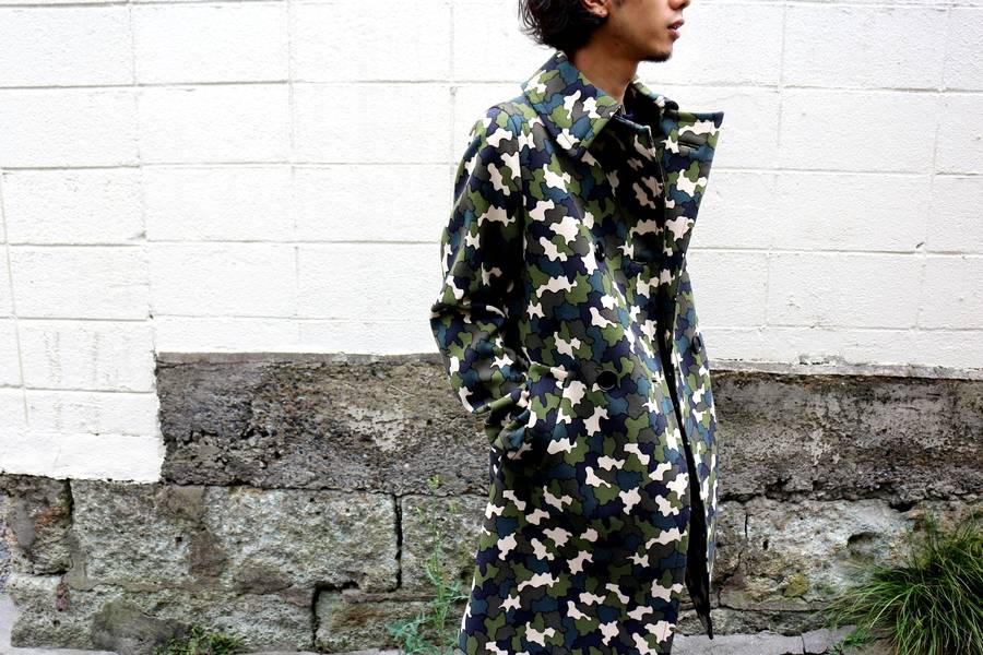 PRADAミリタリーダメージ仕上げアウター Prada ダメージ キャンバスジャケット | ニュートラル | FARFETCH JP