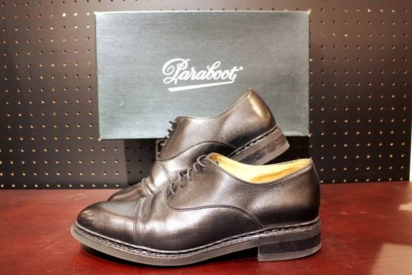 ドレスラインも抑えておきたい。PARABOOT(パラブーツ)ストレートチップ