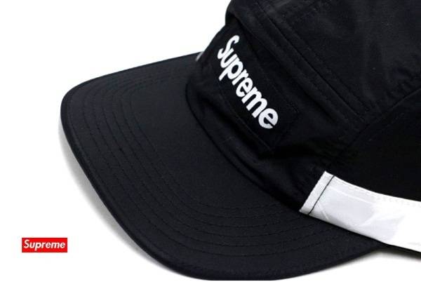 supreme akira hat