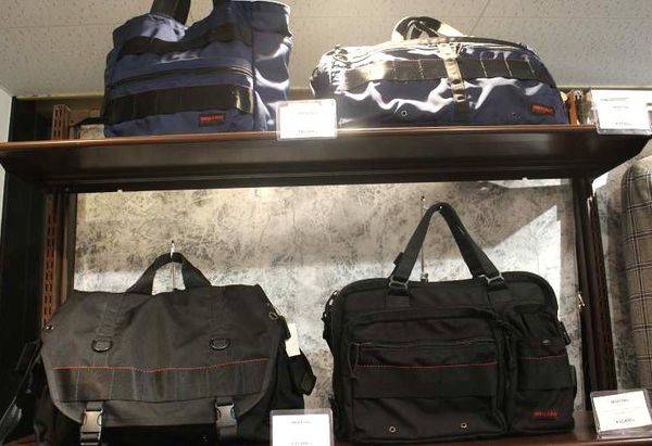 タフなバッグパック入荷。BRIEFING×TOMORROWLAND[2018.04.19発行