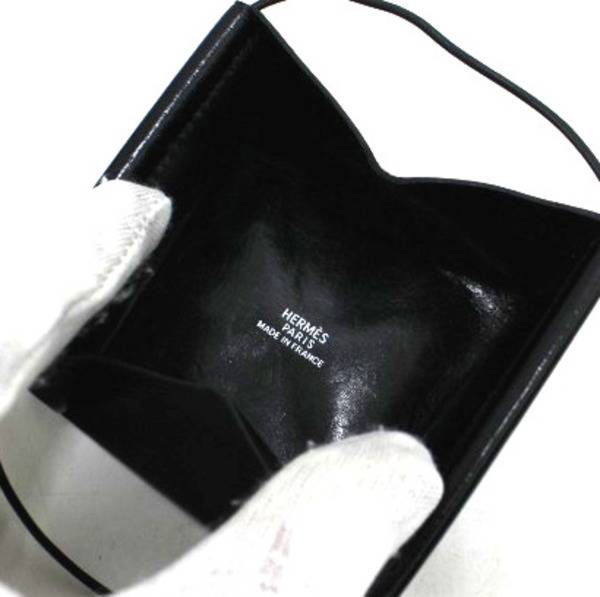 夏は小物で勝負...HERMES/エルメスよりコインケースネックレス入荷