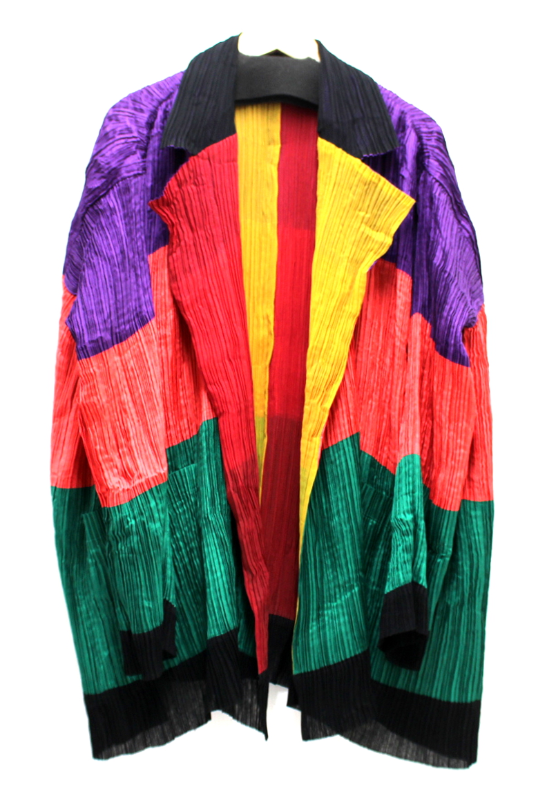 ISSEI MIYAKE ✨ プリーツ ユニセックス ジャケット バイカラー ISSEY MIYAKE/イッセイミヤケよりカラフルなプリーツジャケット入荷