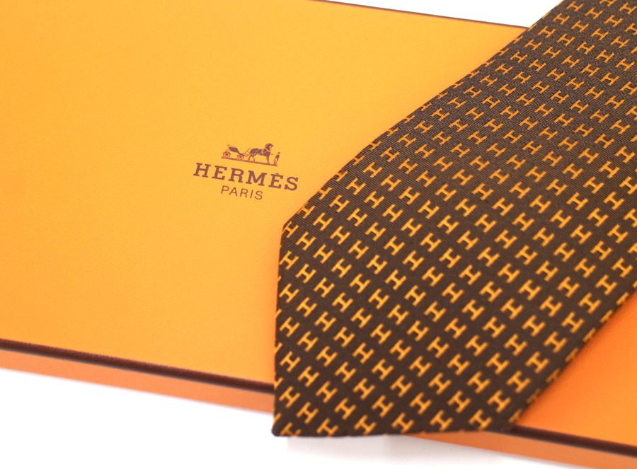 HERMES/エルメスよりロゴ刺繍ネクタイ入荷しました[2019.04.16発行