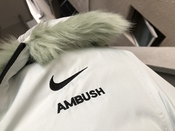 NIKE/ナイキ × AMBUSH/アンブッシュ】よりReversible Faux Fur Coatが