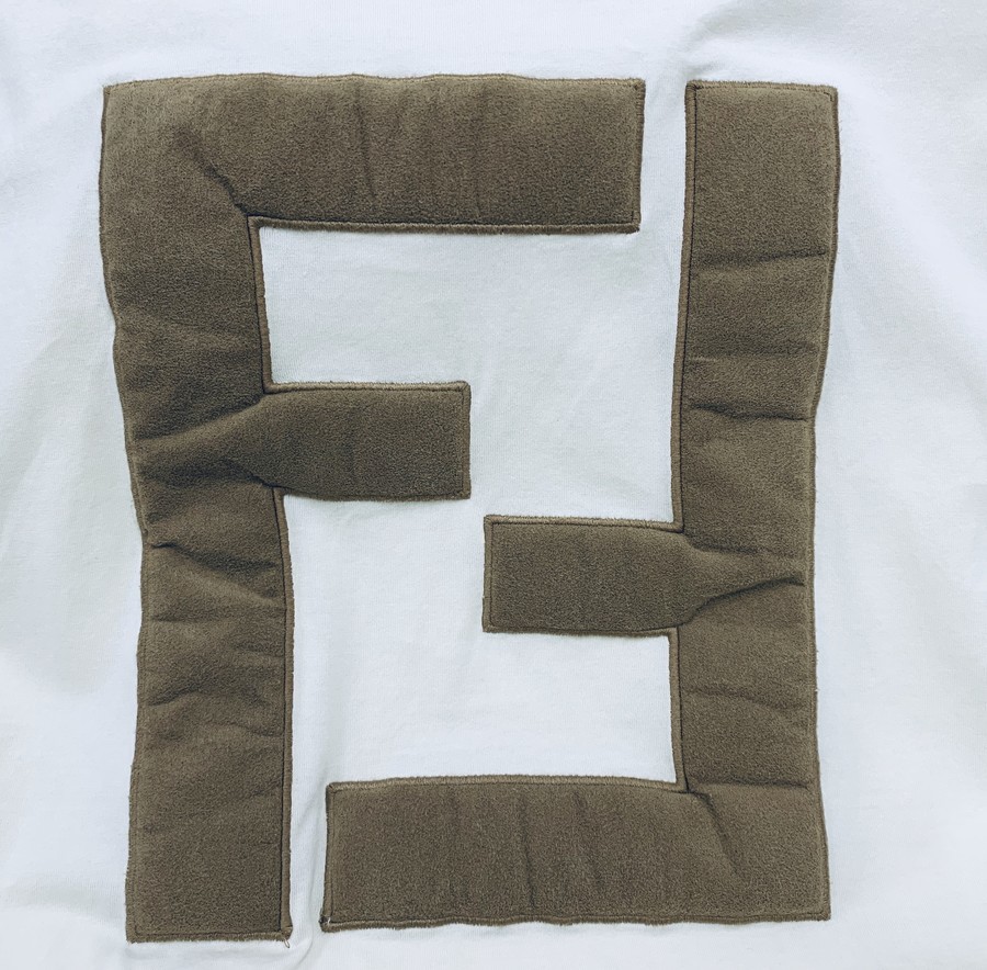 【希少】FENDI ズッカロゴTシャツ