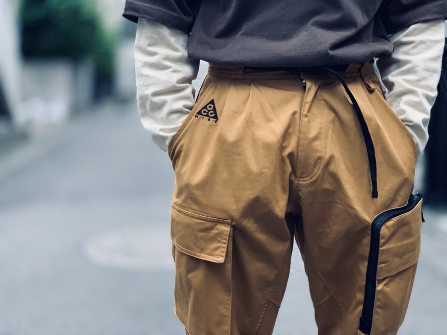 NIKE ACG カーゴパンツ