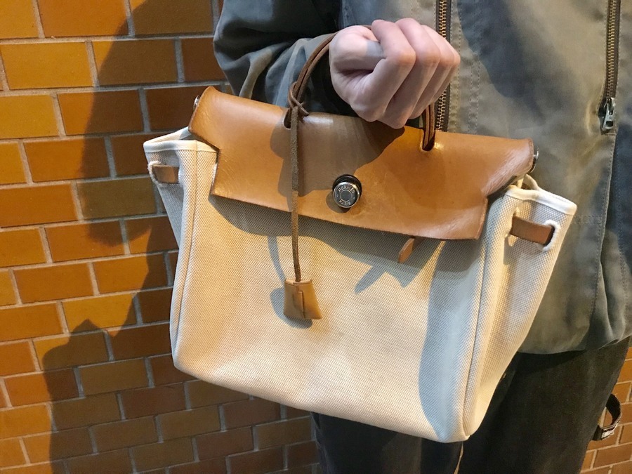 ★1957年のコレクションから★【HERMES】シャル二エール TO GO ☆1957年のコレクションから☆【HERMES】シャル二エール TO GO
