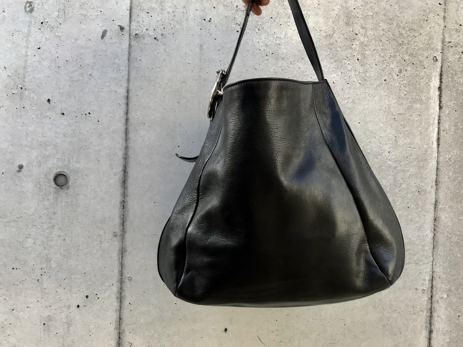 GUCCI/グッチ】ホースヘッドレザーショルダーバッグのご紹介。[2020.12