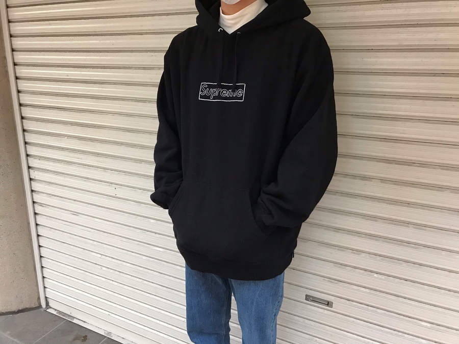 Supreme KAWS Chalk Logo HoodedSweatshirt | hartwellspremium.com