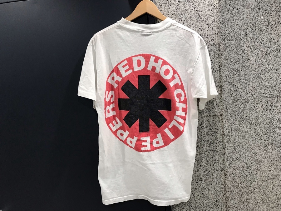 袖丈半袖ビンテージレッドホットチリペッパーズバンドTシャツレア