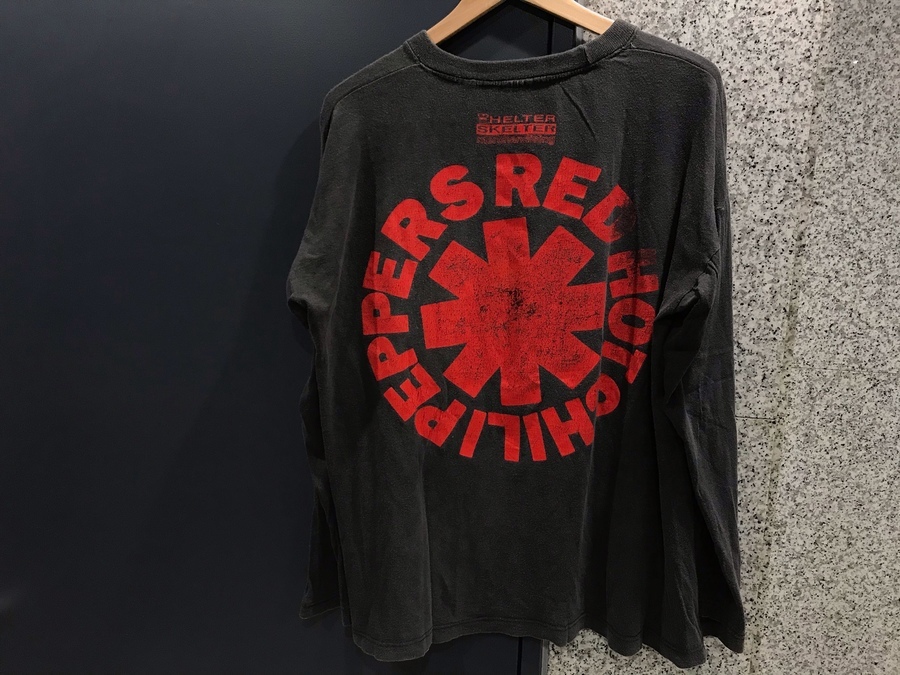 人気ヴィンテージバンドTシャツ【RED HOT CHILI PEPPERS/レッドホット