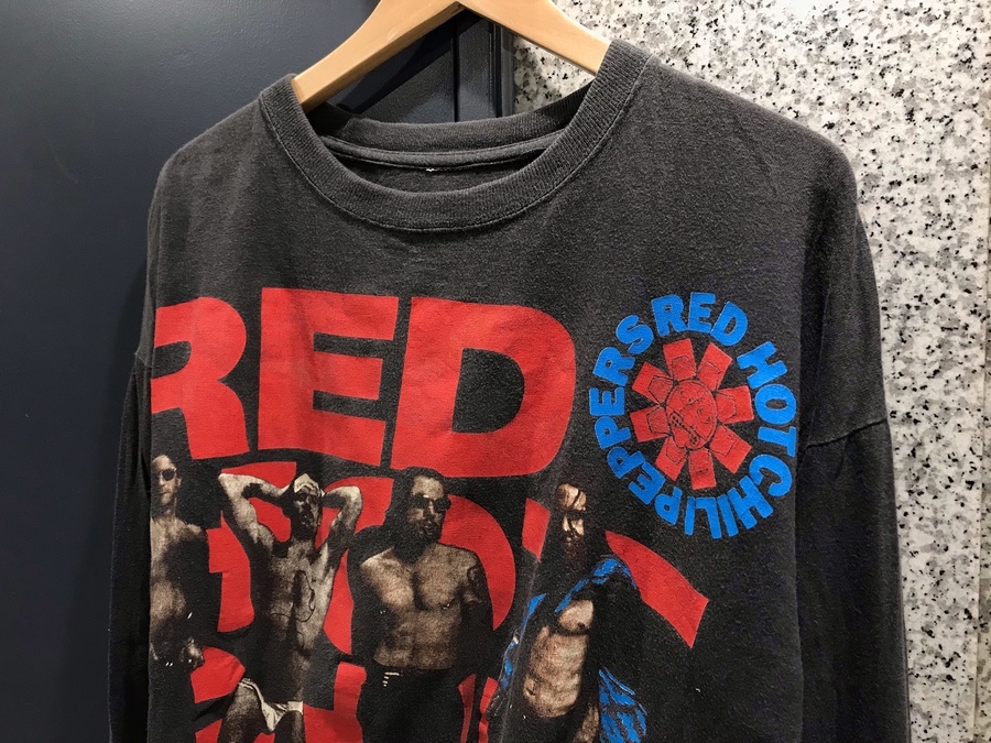 人気ヴィンテージバンドTシャツ【RED HOT CHILI PEPPERS/レッドホット