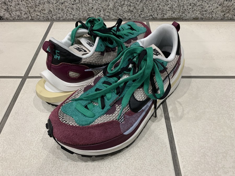 大人気コラボスニーカー【 NIKE × Sacai / ナイキ × サカイ】 より ワッフルシリーズを買取入荷致しました。[2021.06.14発行]