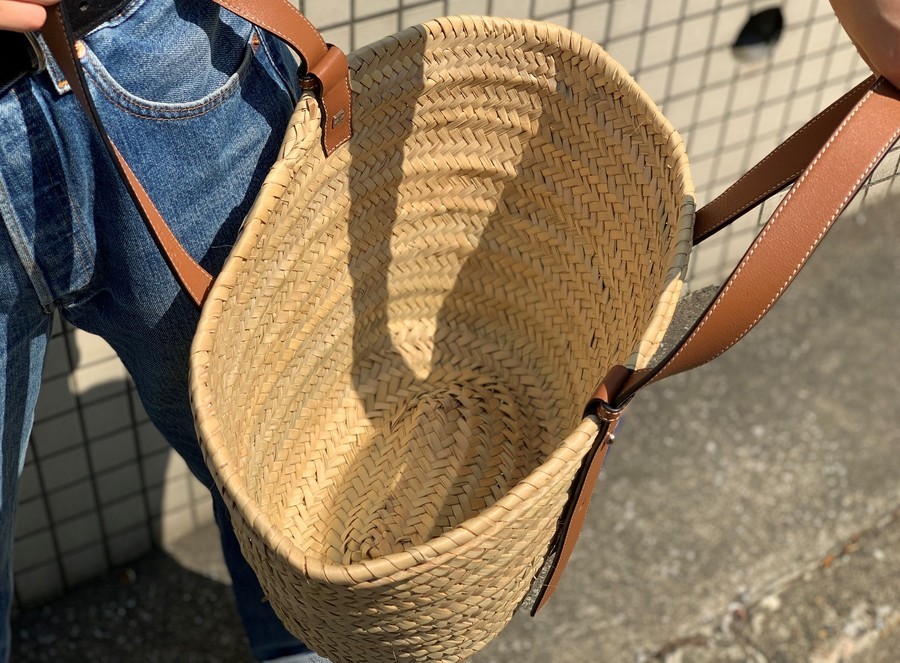 人気ラグジュアリーブランド【 LOEWE / ロエベ】より カゴバッグ