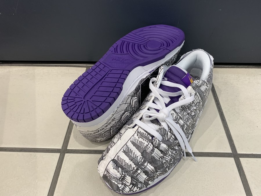 人気スニーカーブランド【NIKE / ナイキ】より 希少モデル WMNS