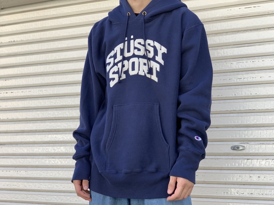 STUSSY×Champion コラボ パーカーChampion - www.comicsxf.com