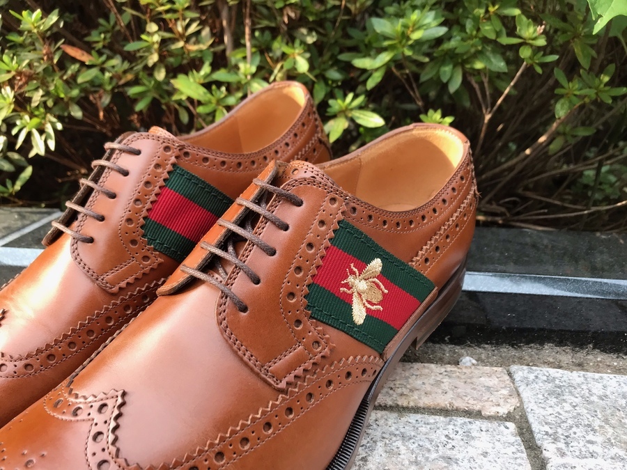 人気ラグジュアリーブランド【GUCCI/グッチ】シェリーラインエンブロイ 