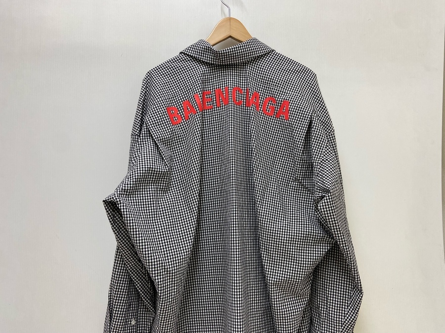 大人気インポートブランド【BALENCIAGA / バレンシアガ】バックロゴ 