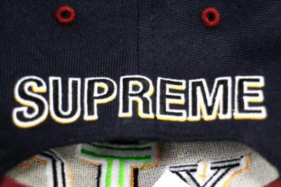 「SUPREMEのシュプリーム 」