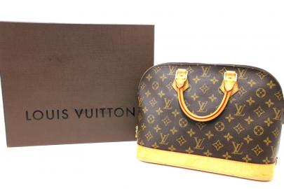 「ラグジュアリーブランドのLOUIS VUITTON 」